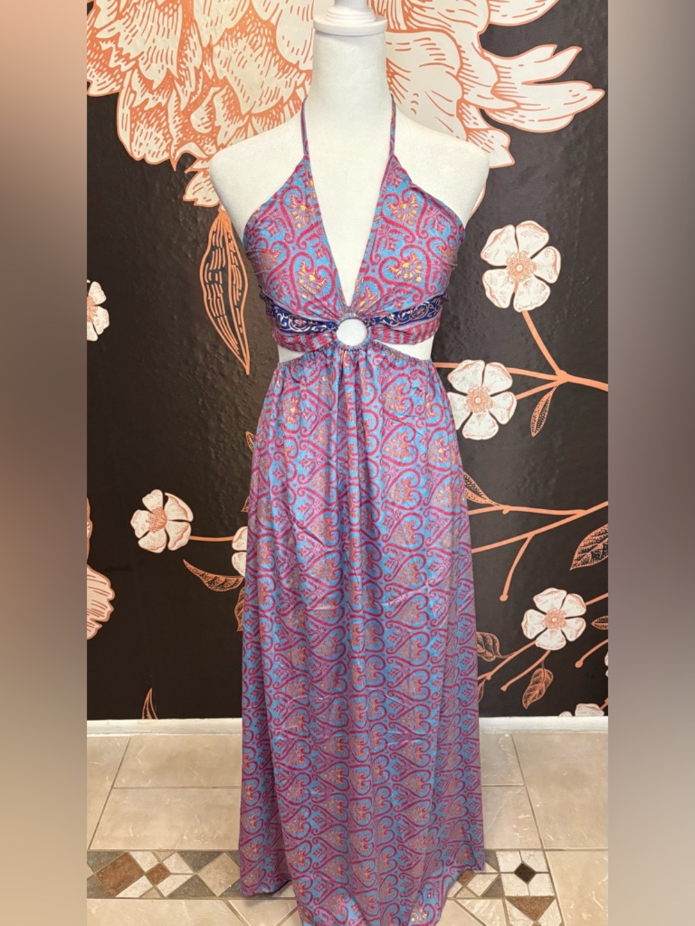 NWOT ROMANTIC Blue Pink Paisley Halter Maxi Dress Cutout Backless Boho - Picture 4 of 8